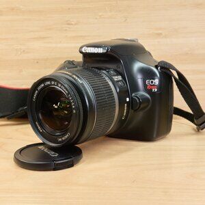 Canon EOS Rebel T3 / EOS 1100D 12.2MP DSLR Camera w/ 18-55mm Lens / Tested